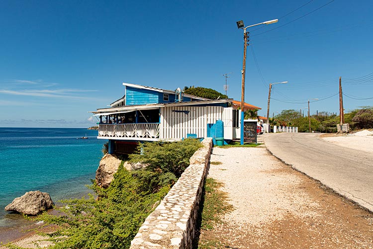 Auto huren op Curaçao verkeersregels