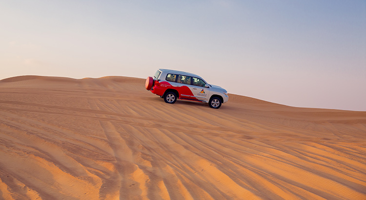 Jeepsafari in Dubai: van wolkenkrabbers naar woestijn