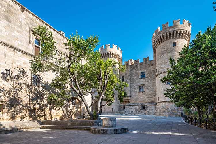 Kos of Rhodos; cultuur
