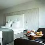 Le Parisis Hotel