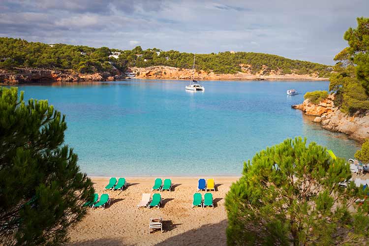 Leukste badplaatsen Spanje: Cala Portinatx