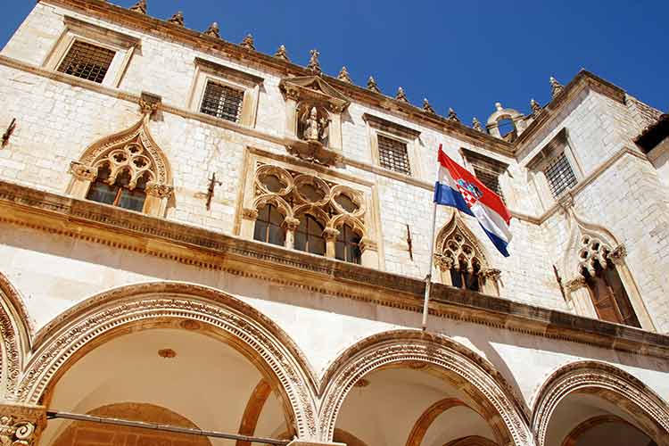 Bezienswaardigheden Dubrovnik: Sponzenpaleis