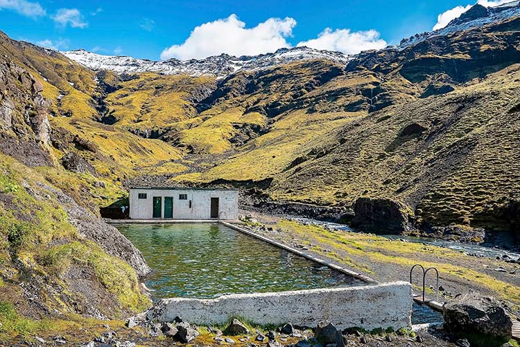 Reisgids IJsland: Natuurlijk Zwembad