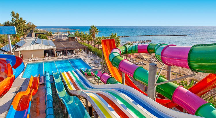 Waterrat-alert! Dit zijn de leukste hotels met aquapark in Alanya