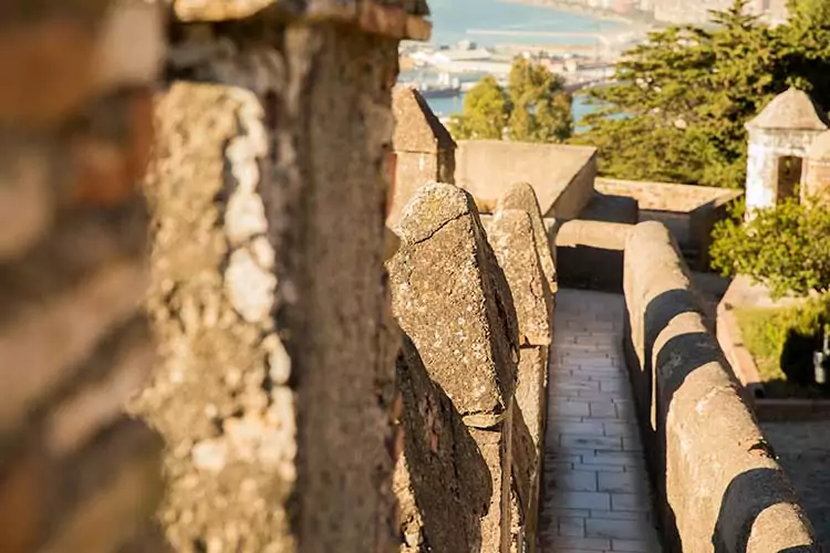 Wat doen in Málaga: Beklim Castillo de Gibralfaro