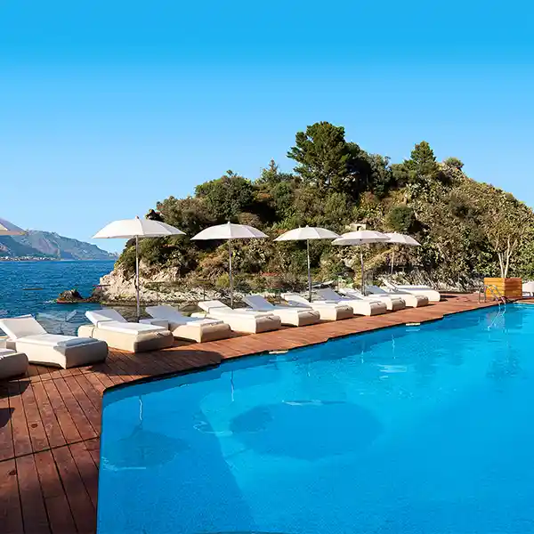 Atlantis Bay, Sicilië